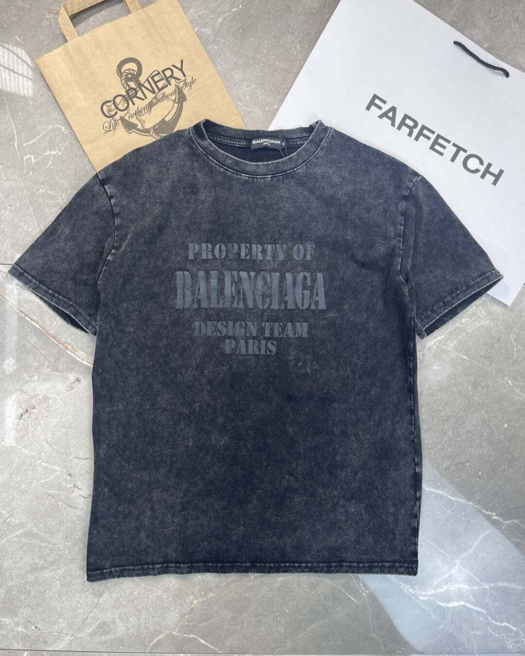 Футболка Balenciaga