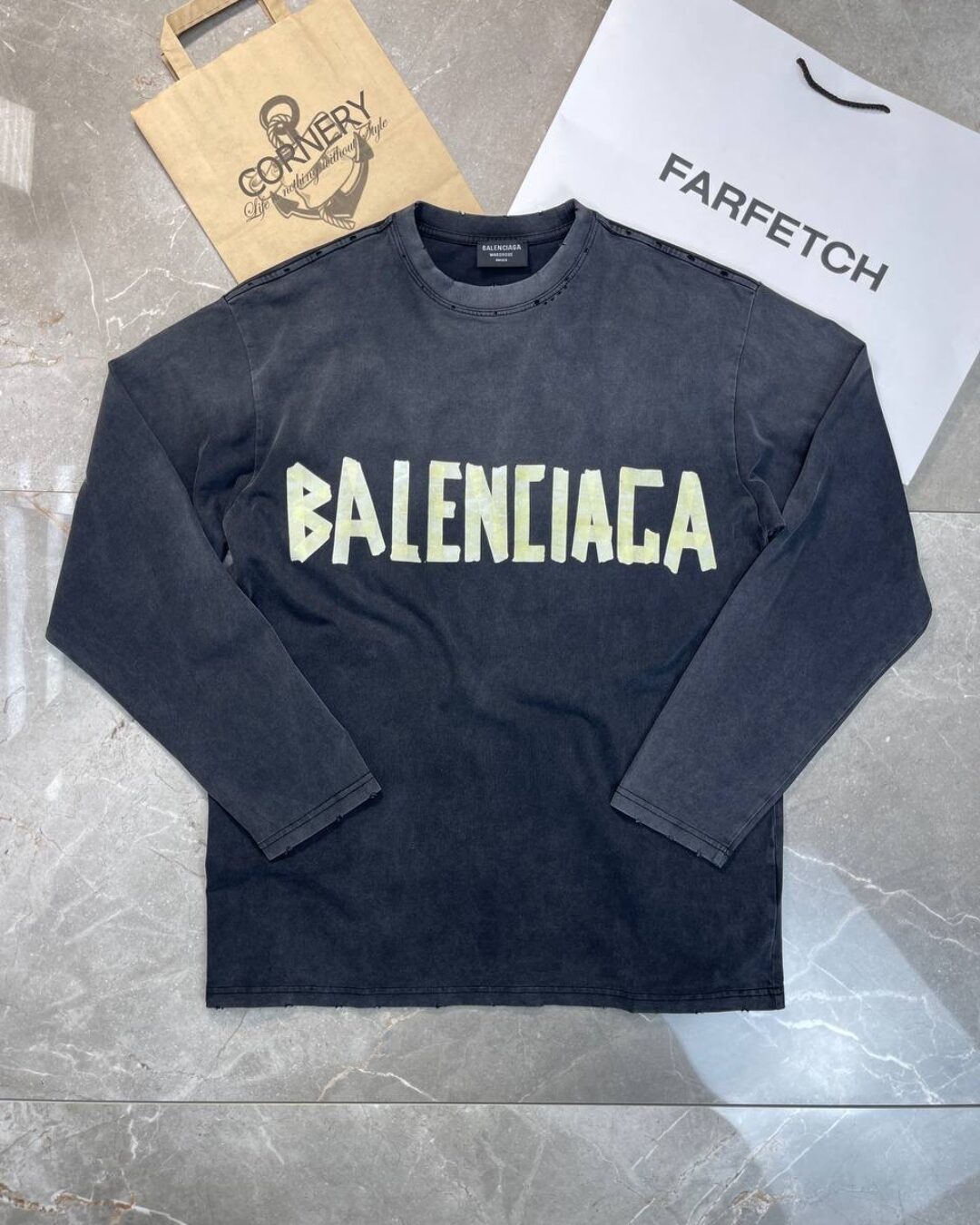 Кофта Balenciaga