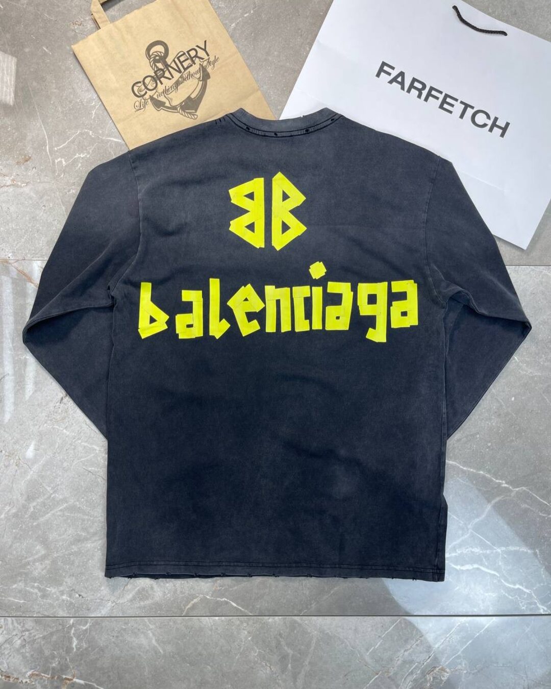Кофта Balenciaga