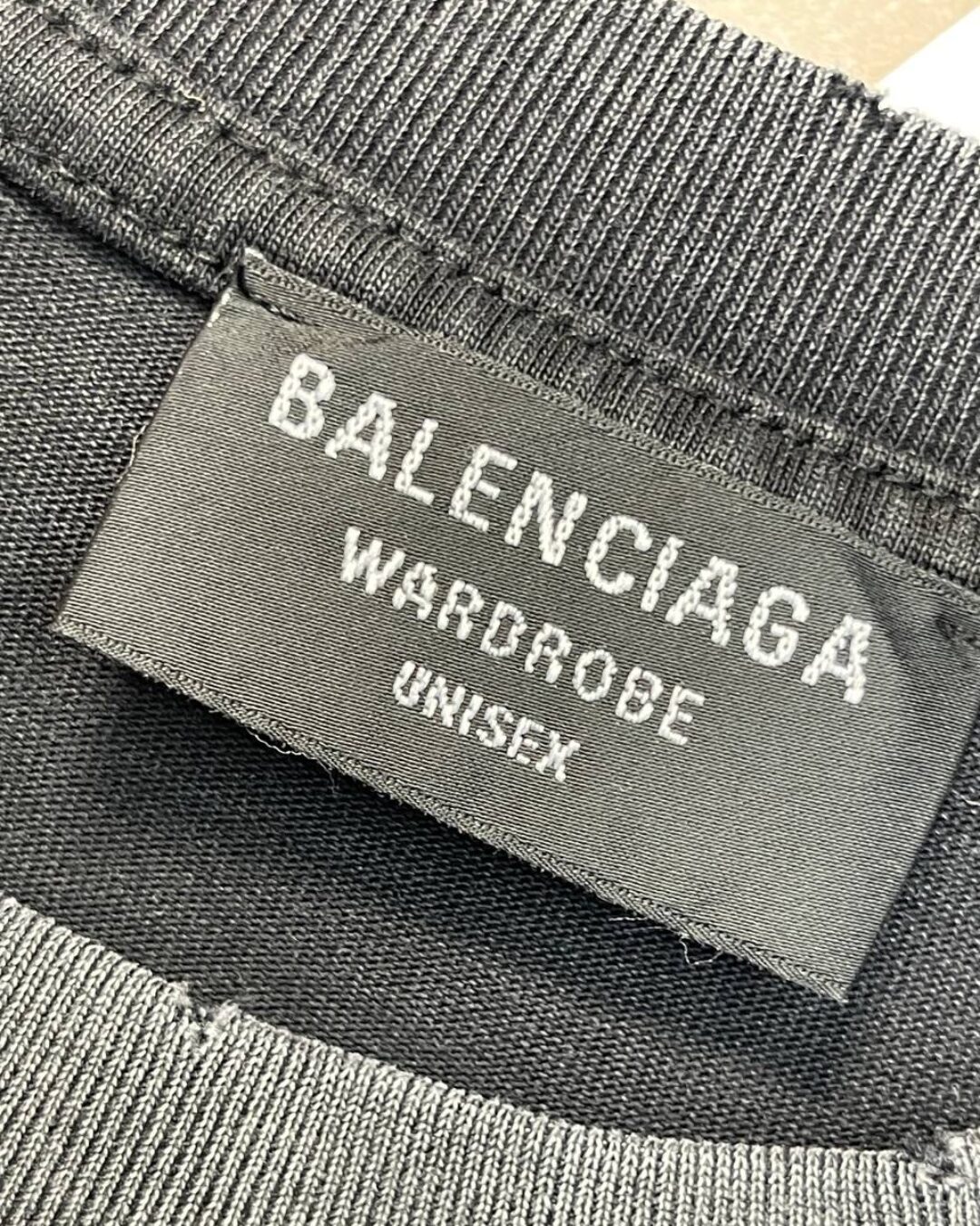 Кофта Balenciaga