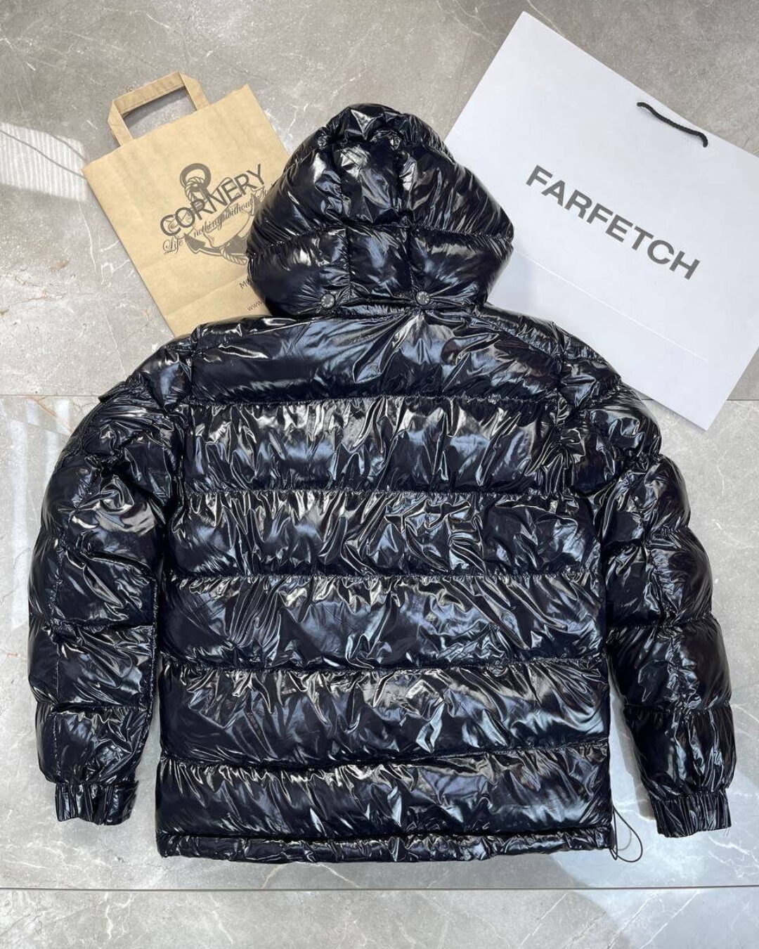 Пуховик Moncler