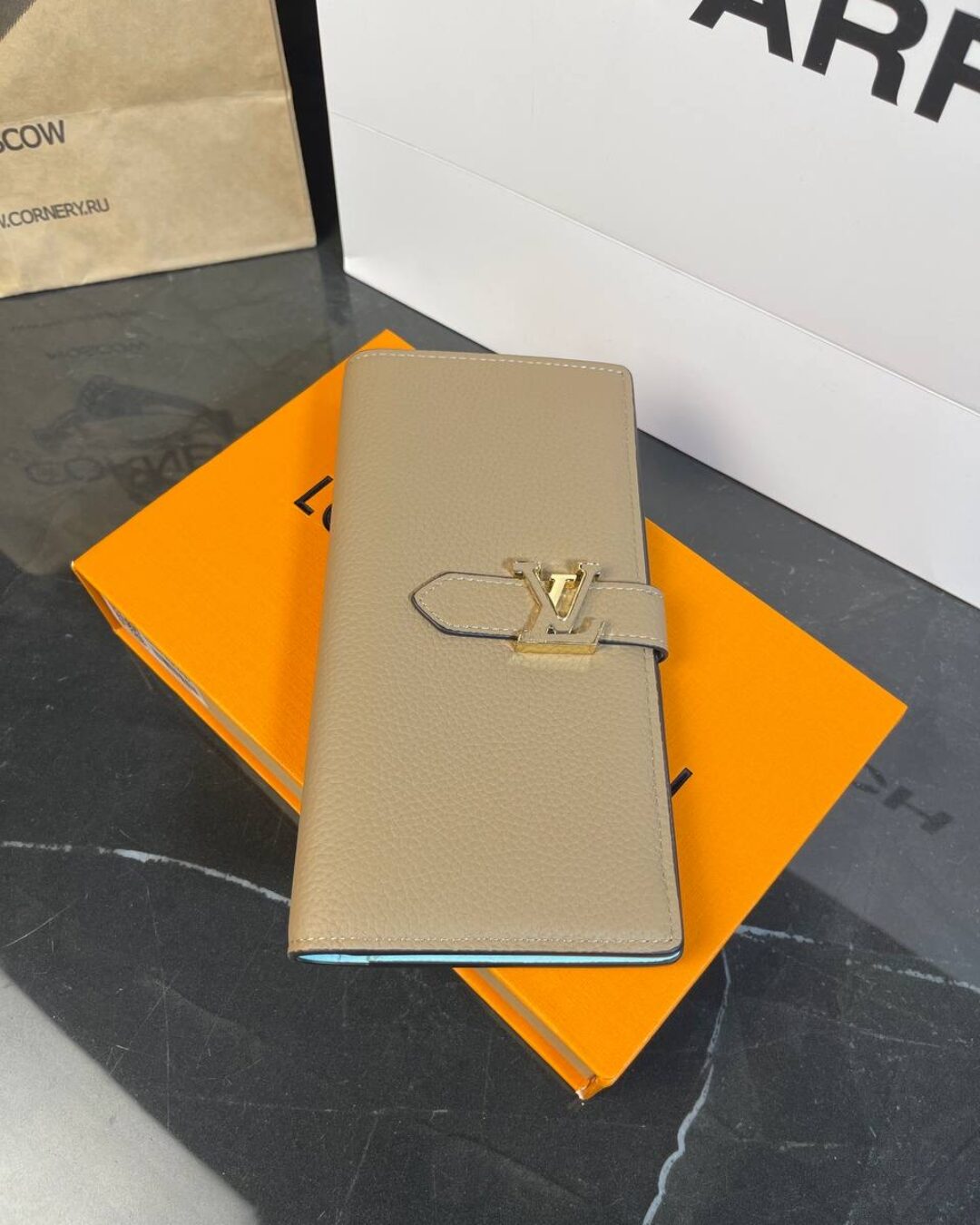 Кошелёк Louis Vuitton