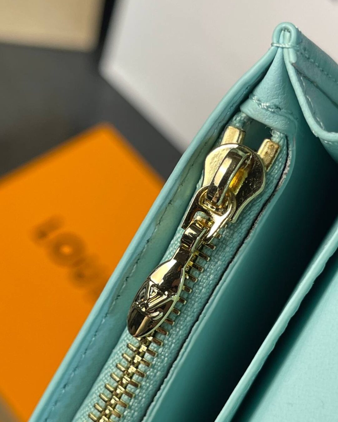 Кошелёк Louis Vuitton
