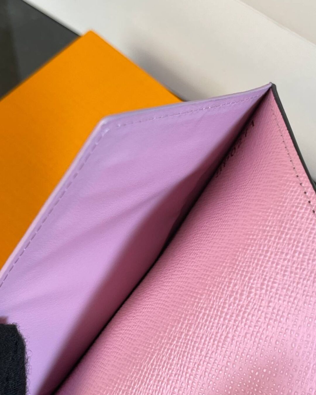 Обложка для паспорта Louis Vuitton