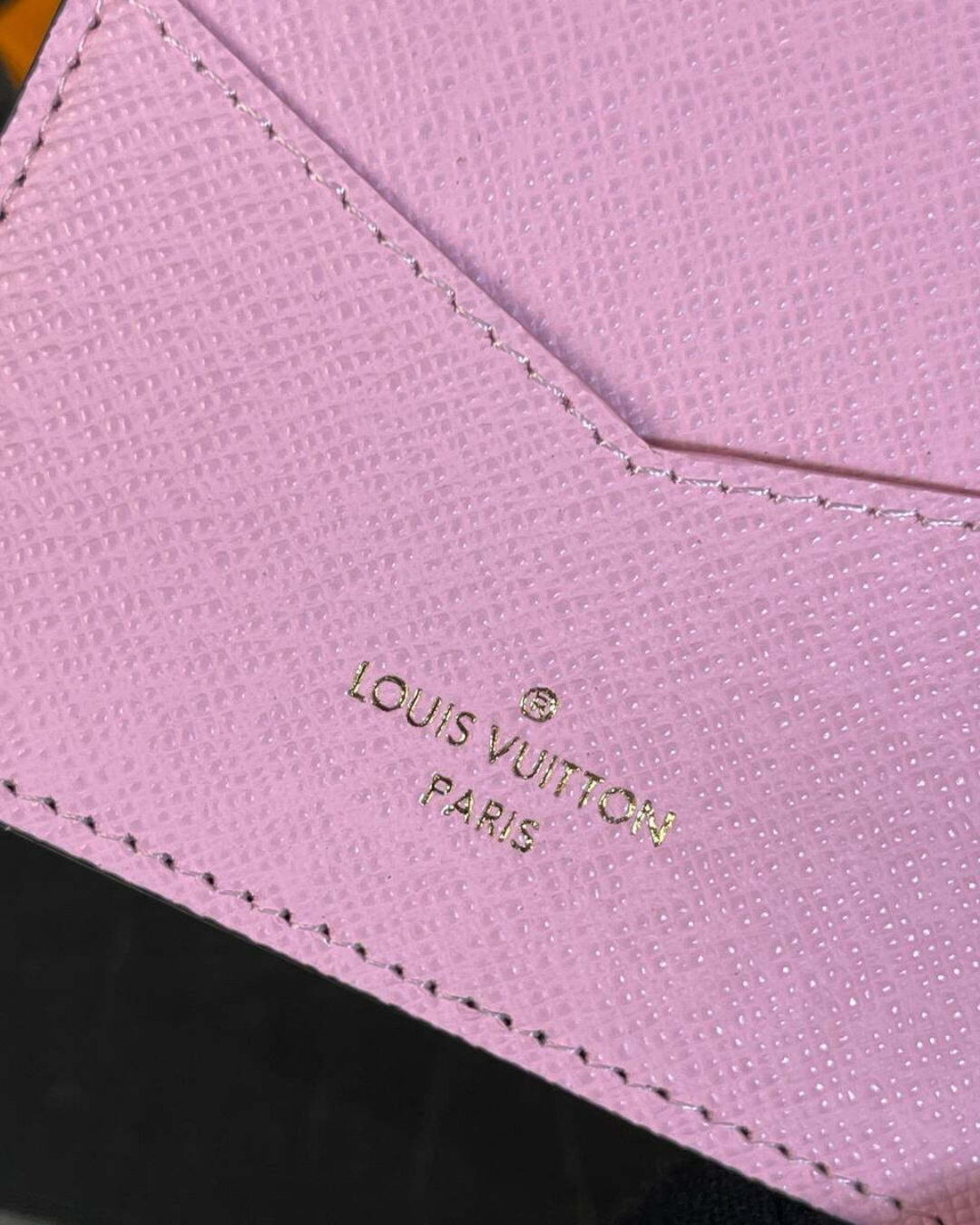 Обложка для паспорта Louis Vuitton