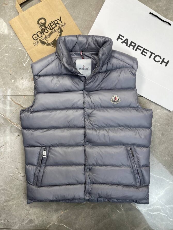 Жилет Moncler