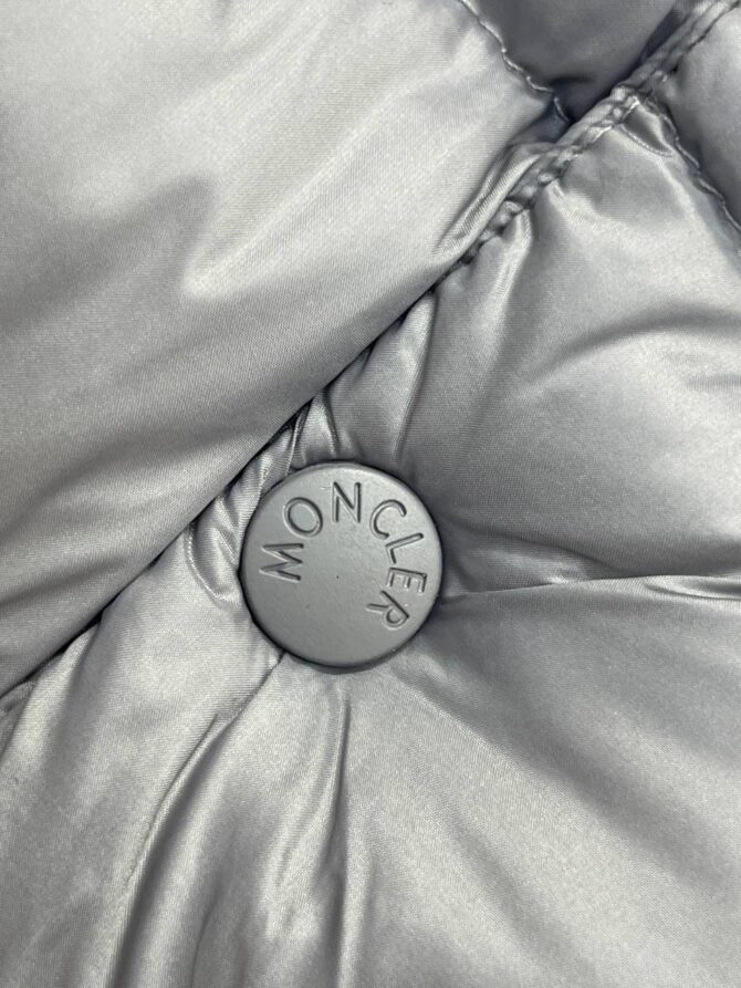 Жилет Moncler