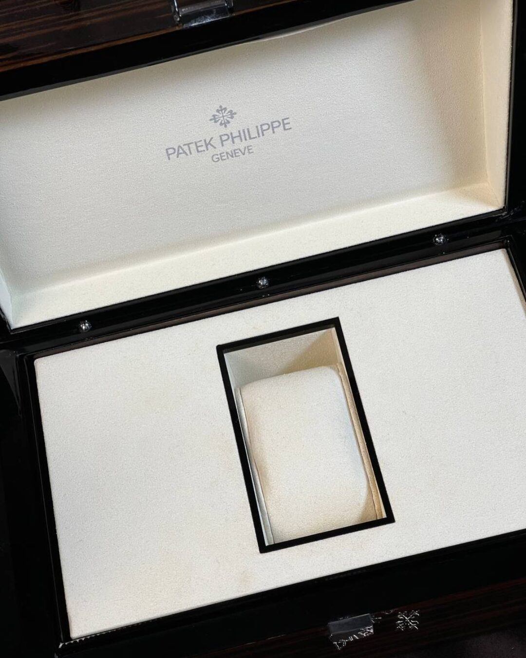 Коробка Patek Philippe