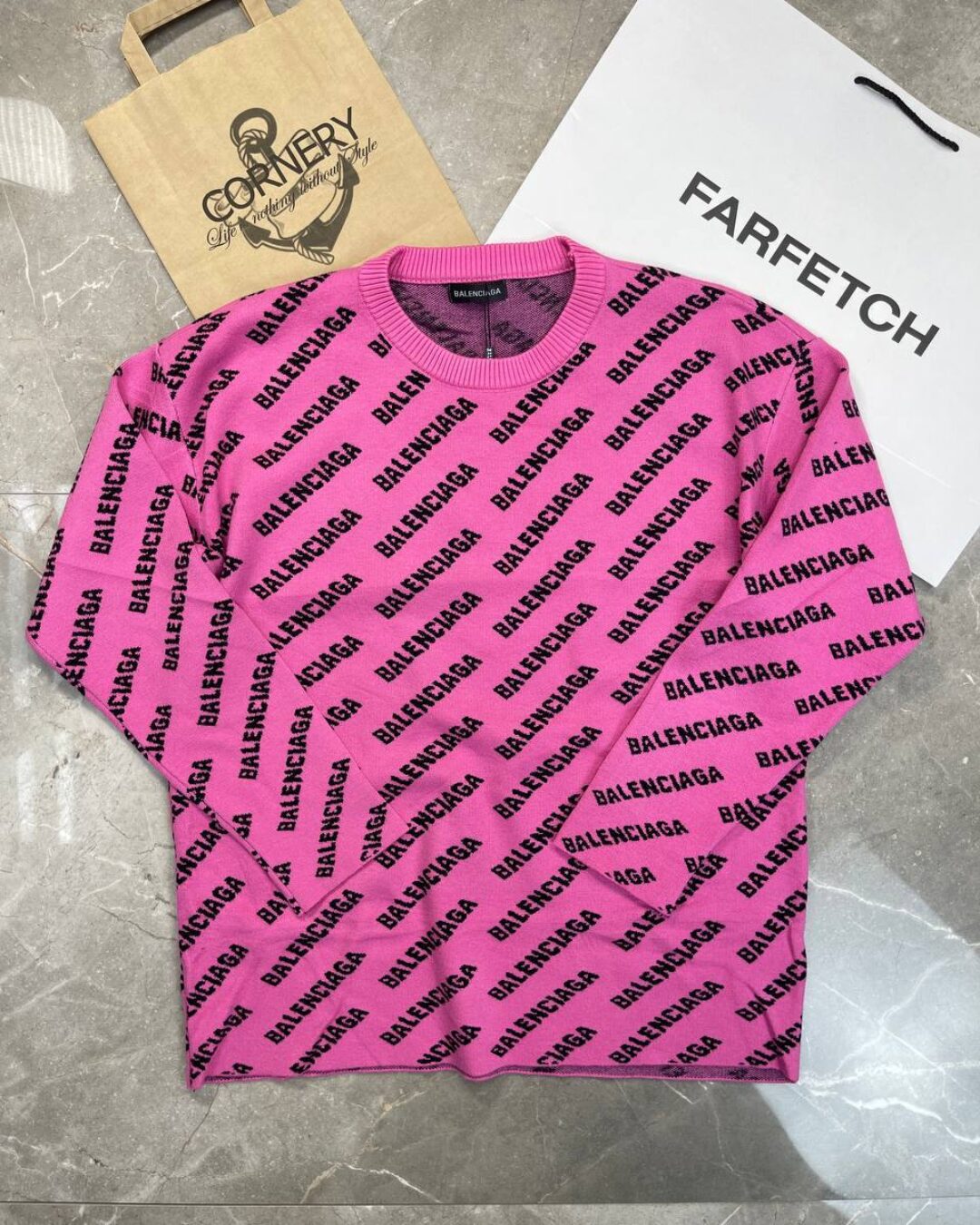 Свитер Balenciaga