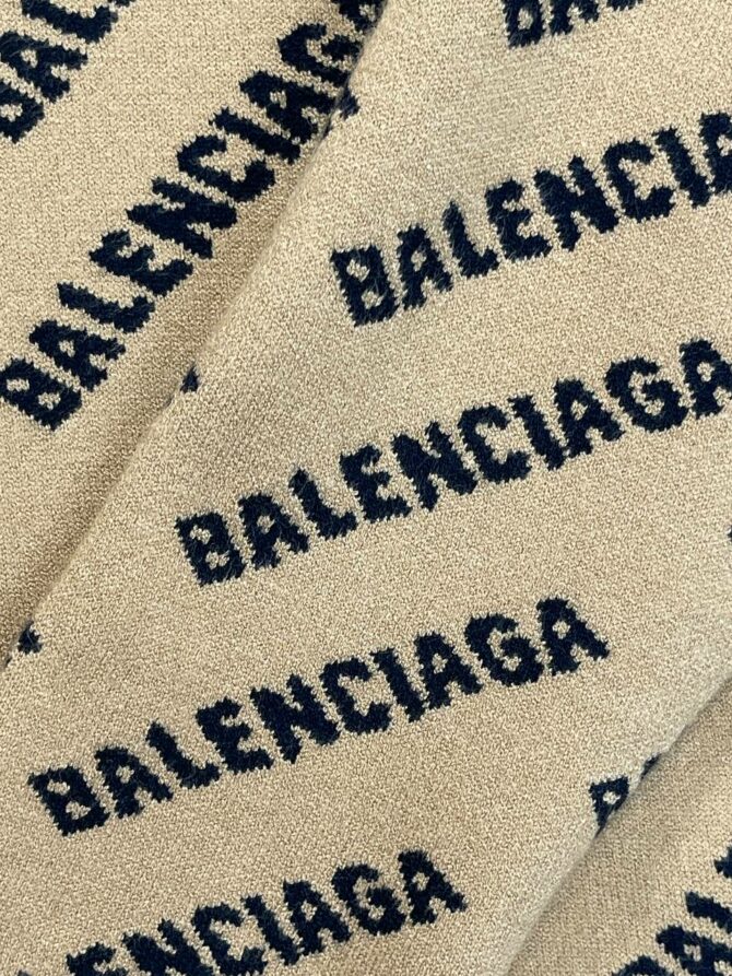 Свитер Balenciaga