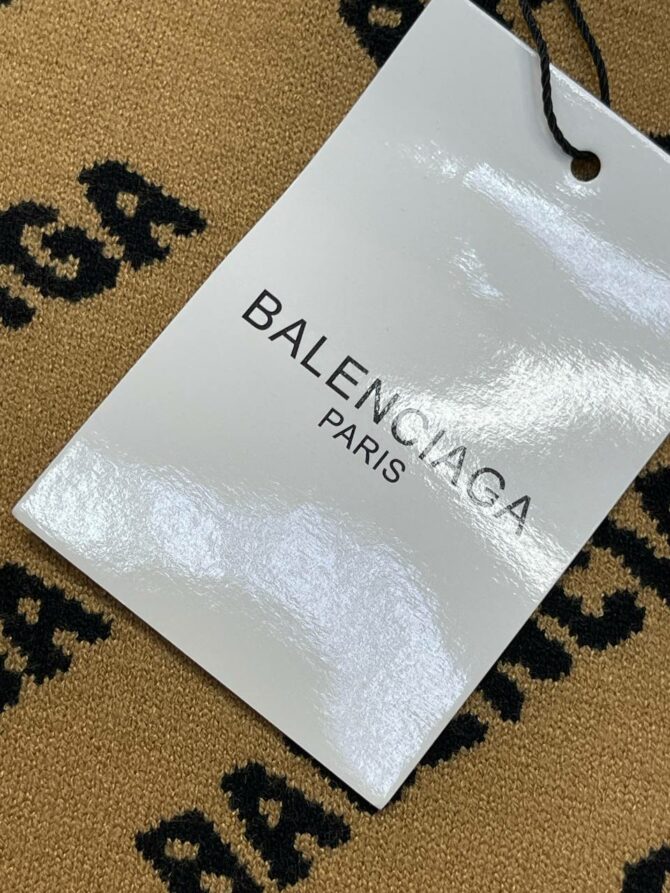 Свитер Balenciaga