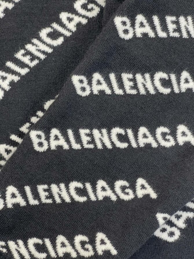 Свитер Balenciaga