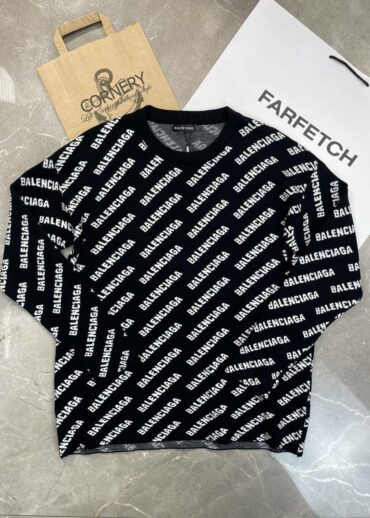 Свитер Balenciaga