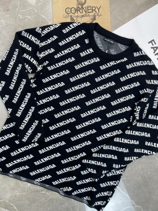 Свитер Balenciaga