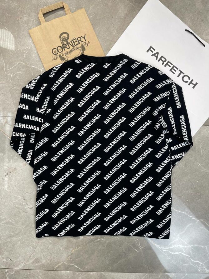 Свитер Balenciaga