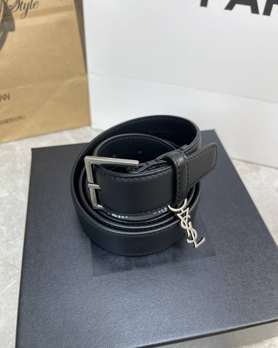 Ремень Yves Saint Laurent