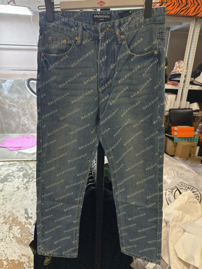 Джинсы Balenciaga