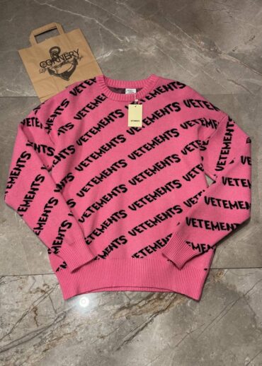 Свитер Vetements