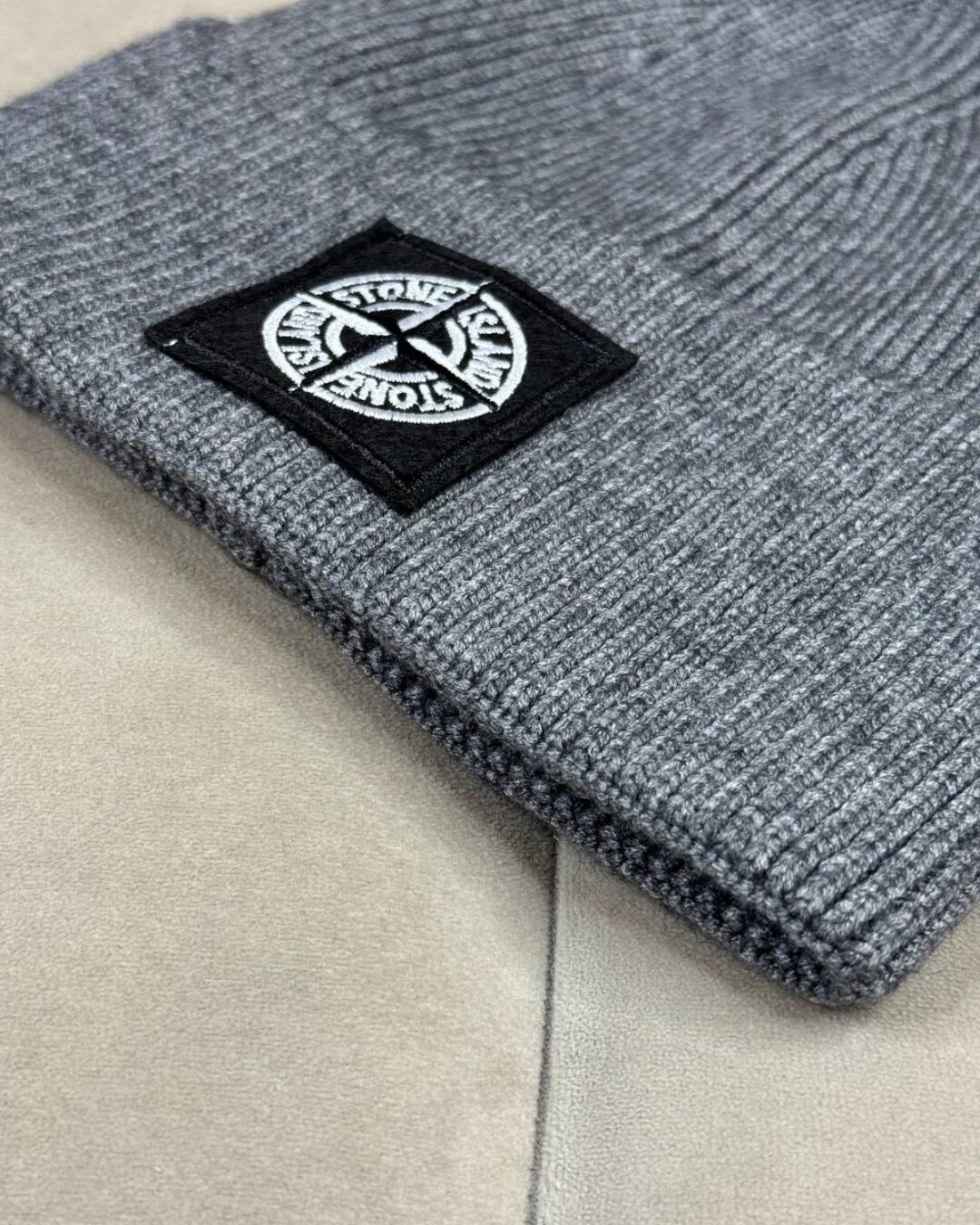 Шапка Stone Island