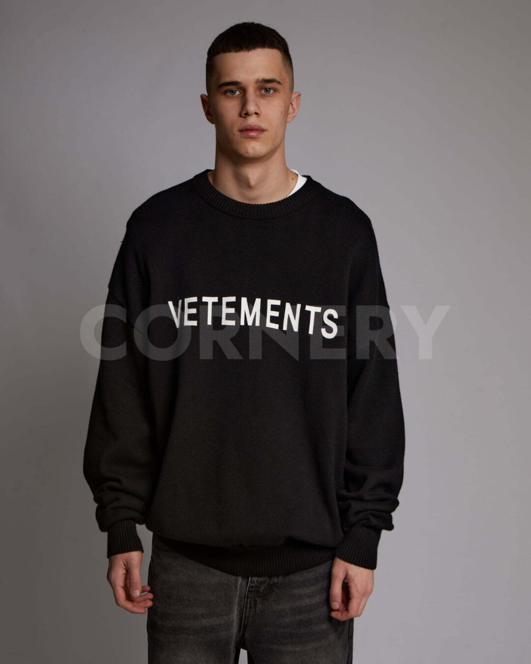 Свитер Vetements
