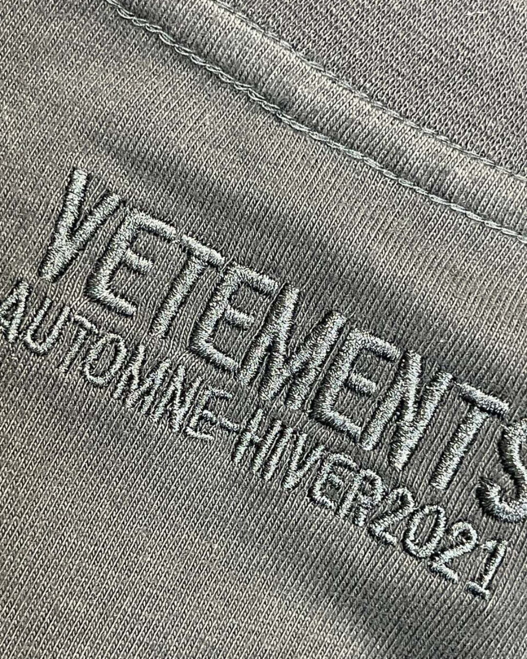 Футболка Vetements Chemistry — фото 8