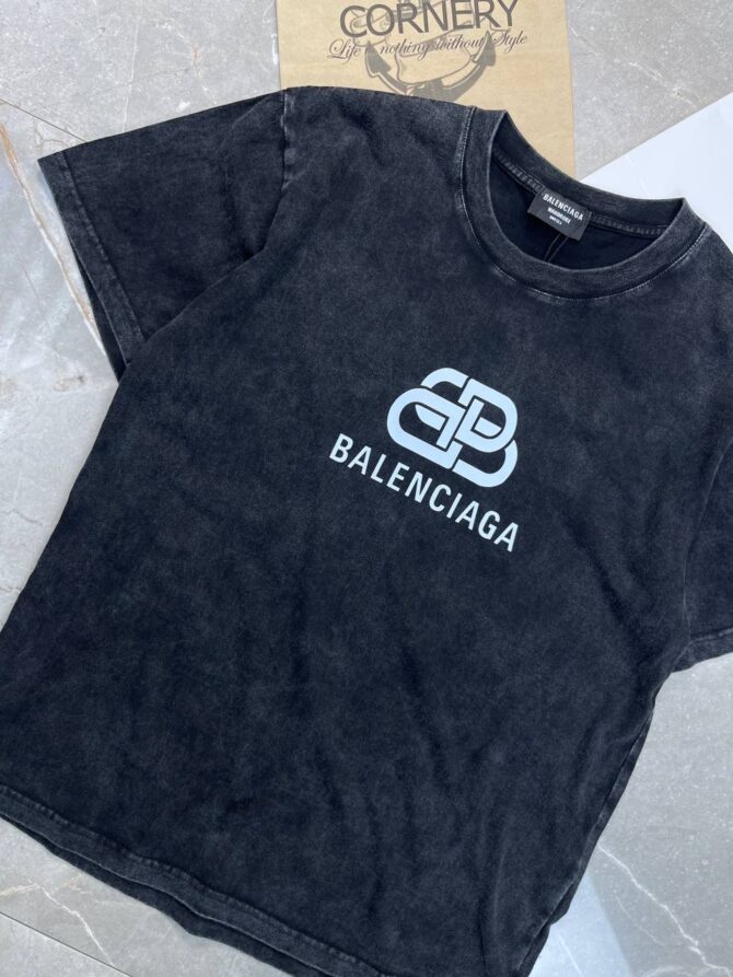 Футболка Balenciaga