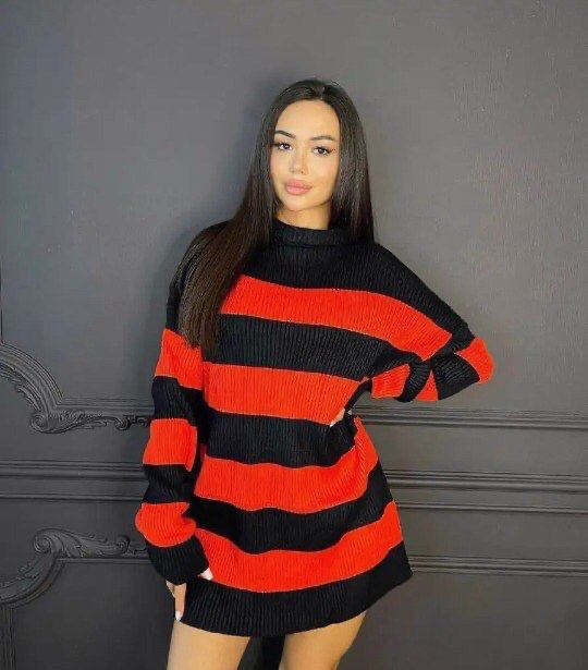 Свитер Balenciaga