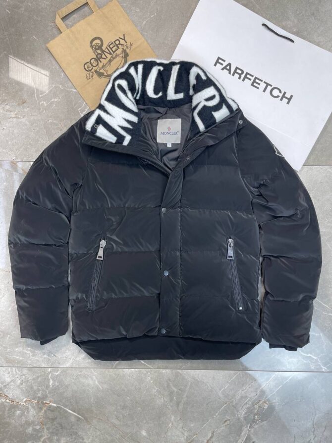 Пуховик Moncler