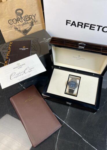 Часы Patek Philippe Nautilus