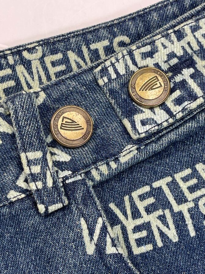 Джинсы Vetements