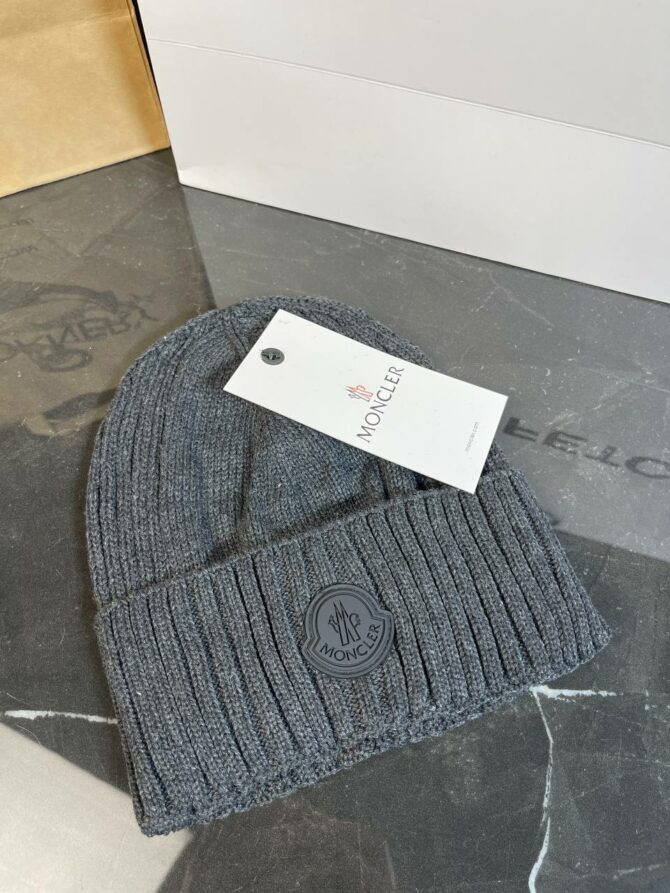 Шапка Moncler