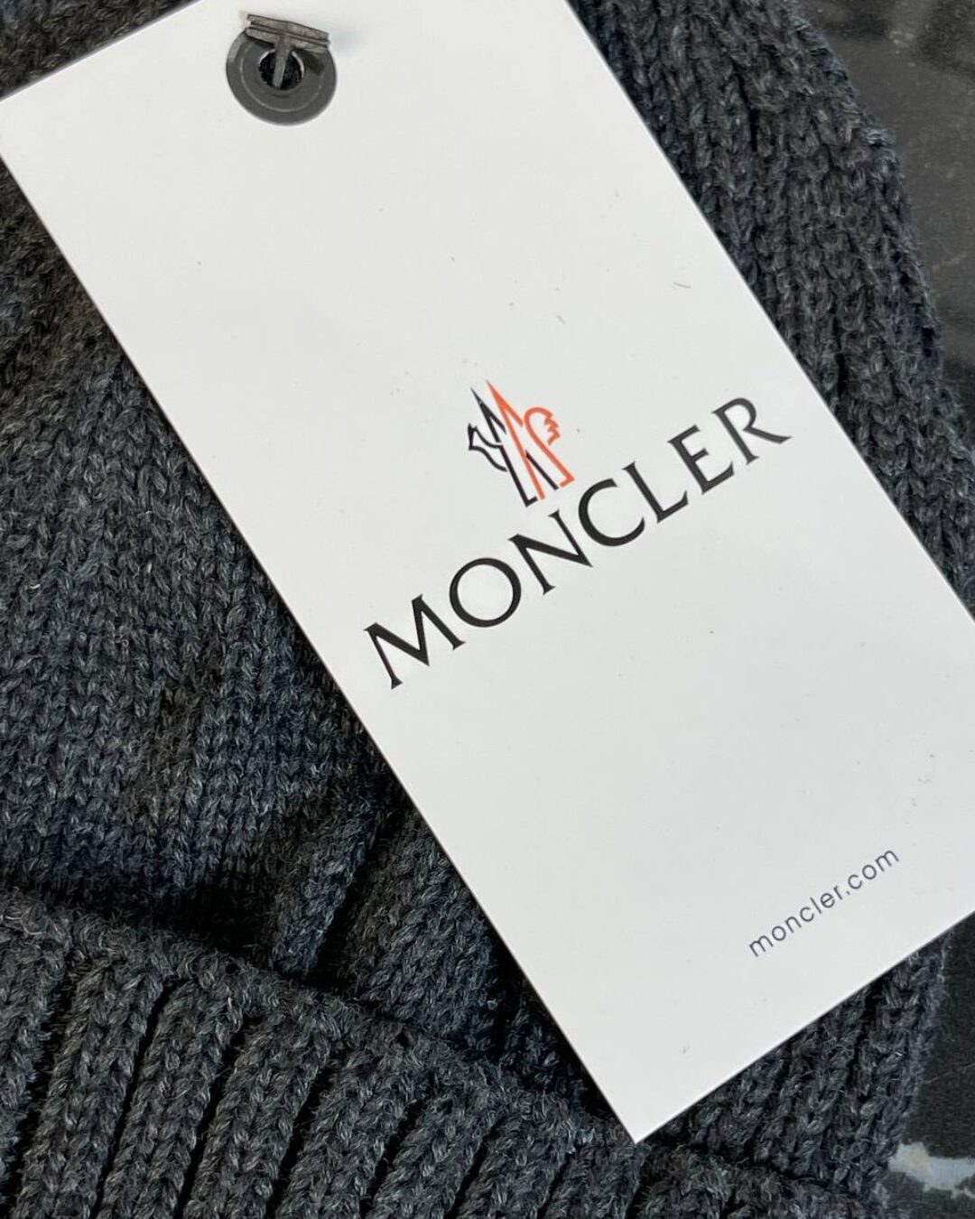 Шапка Moncler