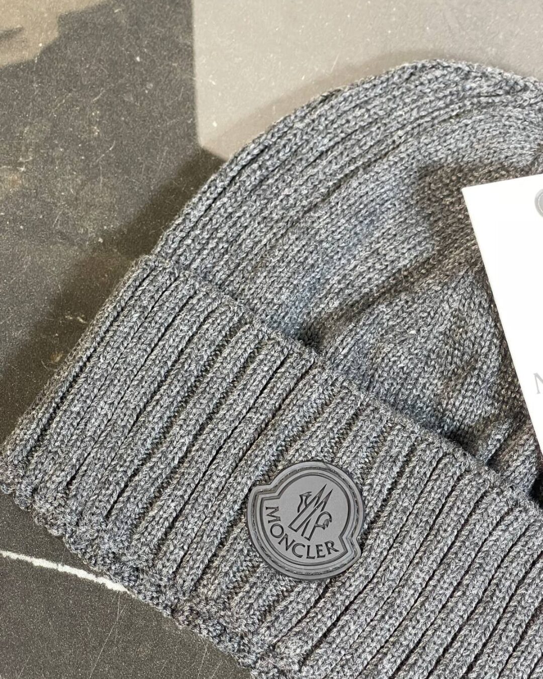 Шапка Moncler