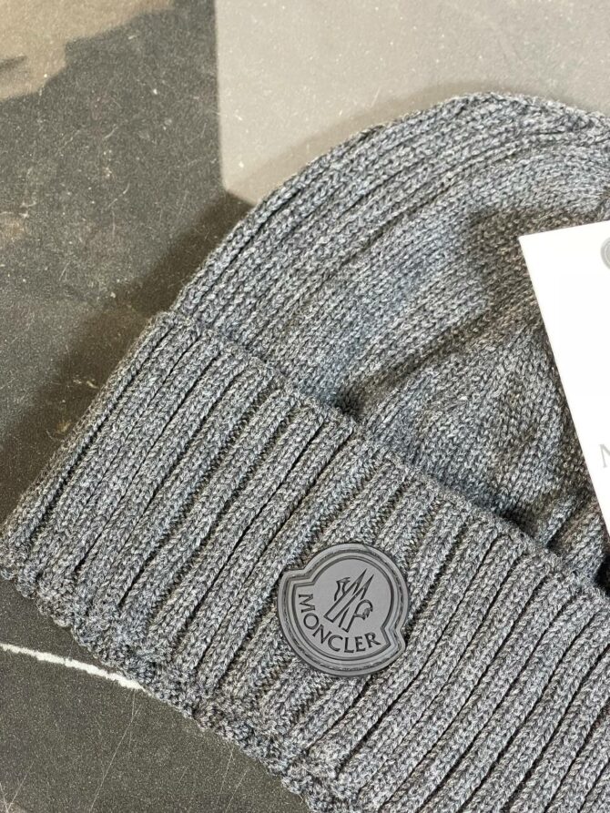 Шапка Moncler