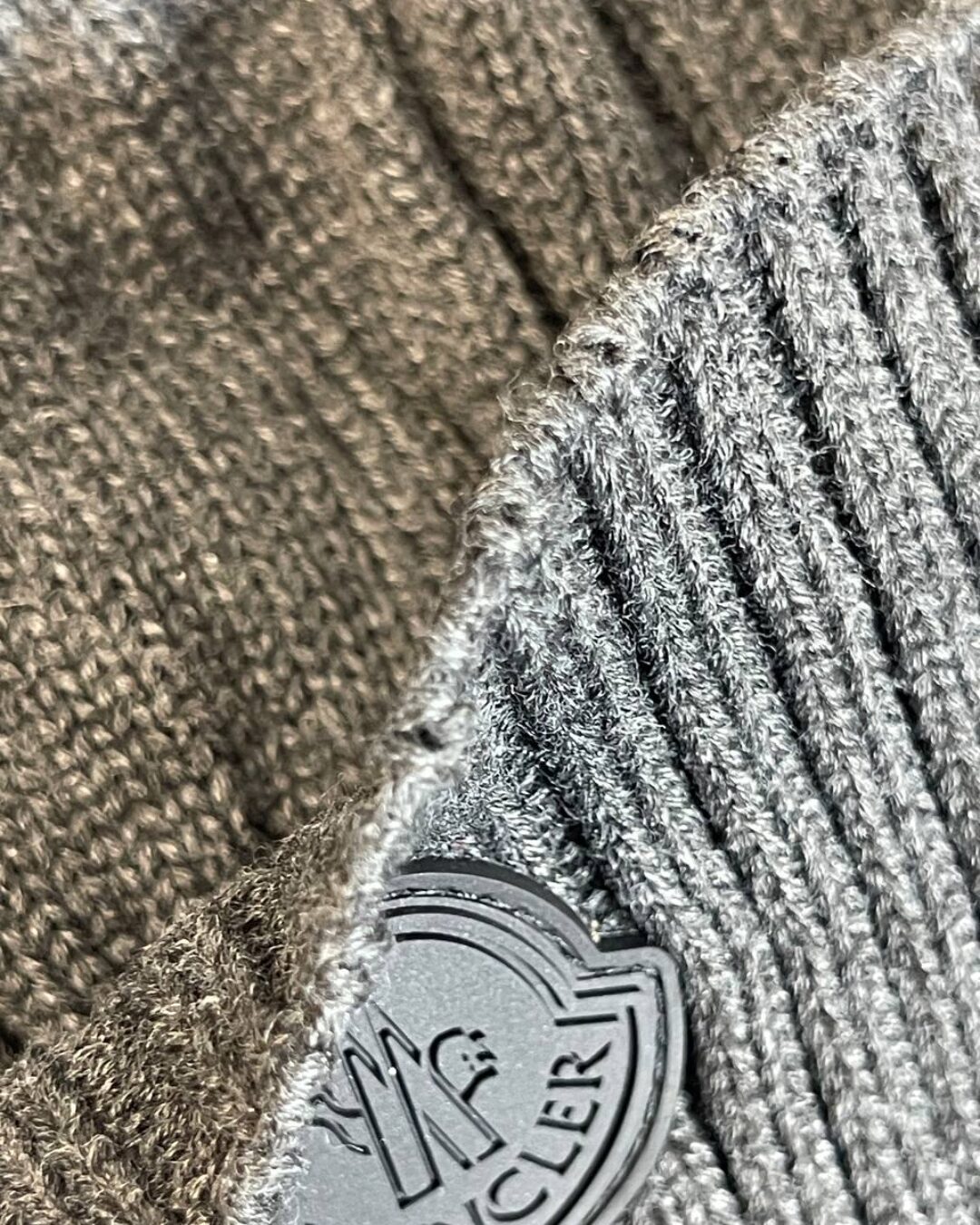 Шапка Moncler
