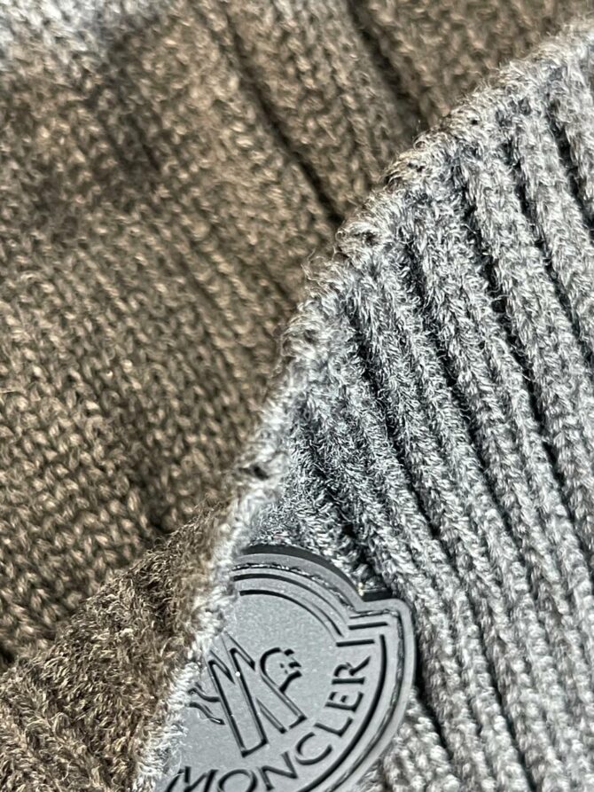 Шапка Moncler