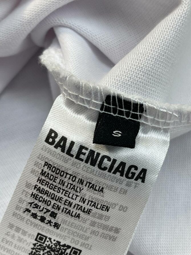 Футболка Balenciaga
