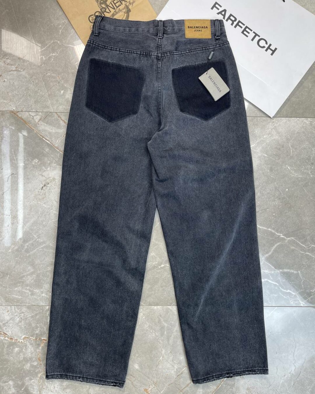Джинсы Balenciaga