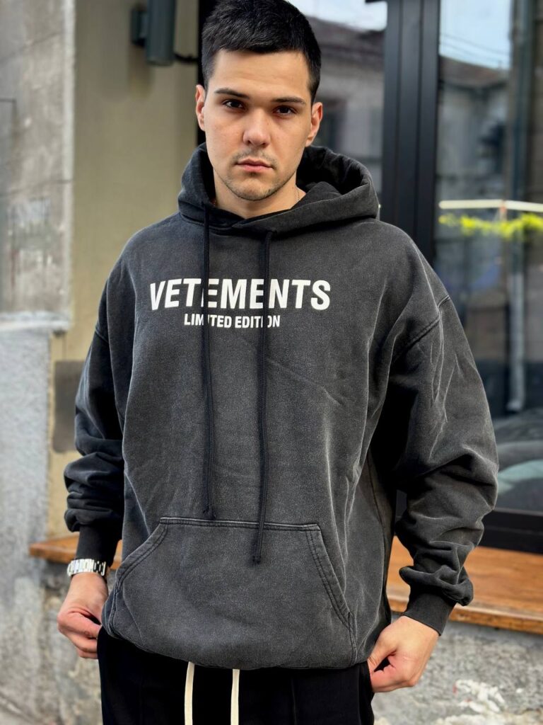 Худи Vetements