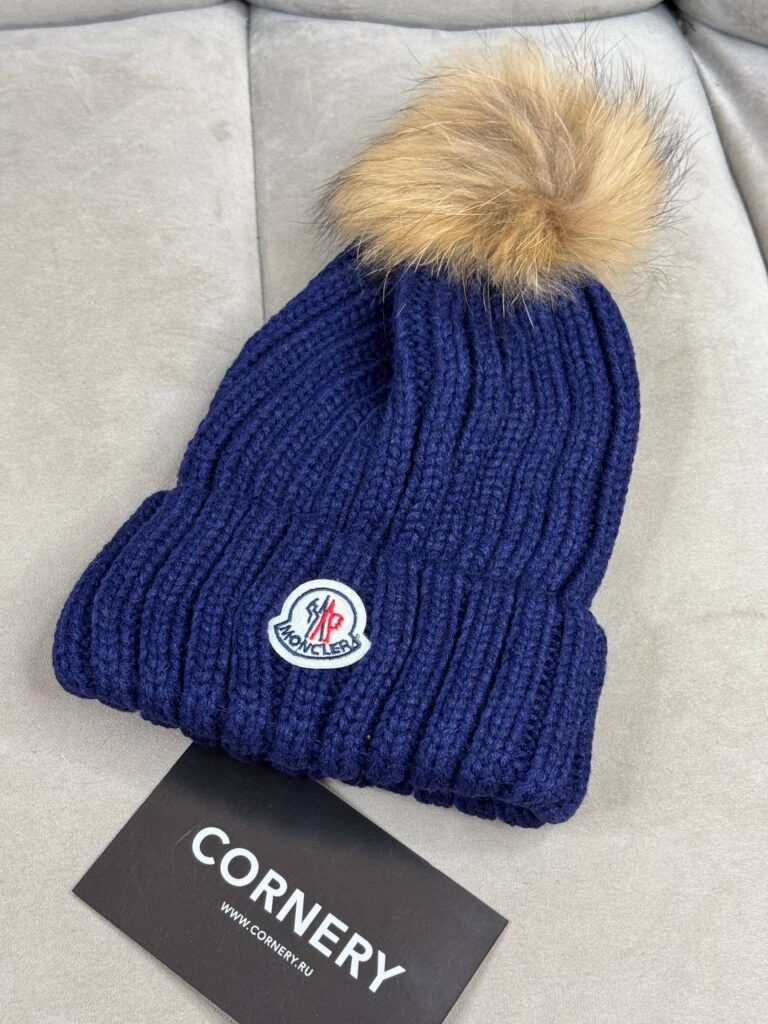 Шапка Moncler