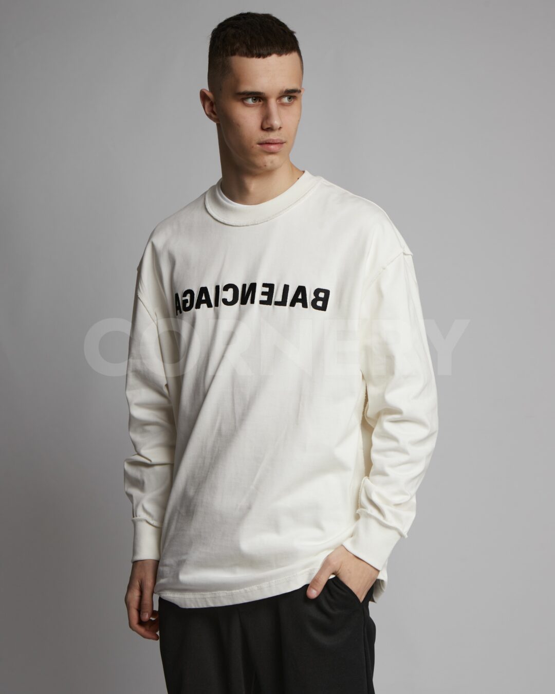 Кофта Balenciaga