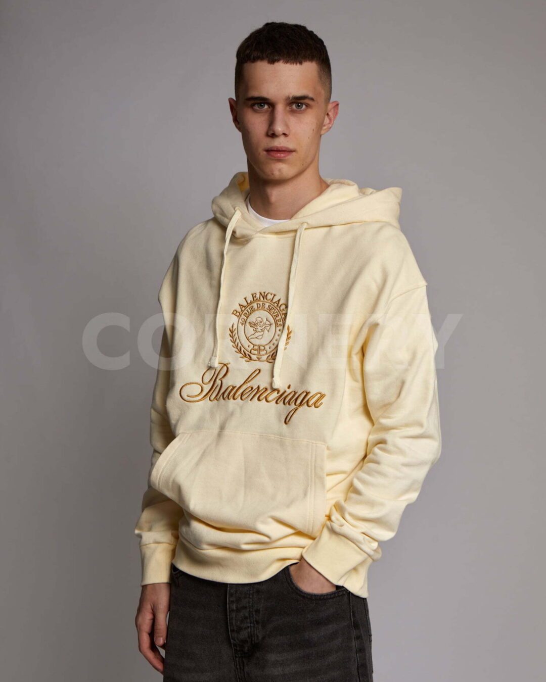 Худи Balenciaga