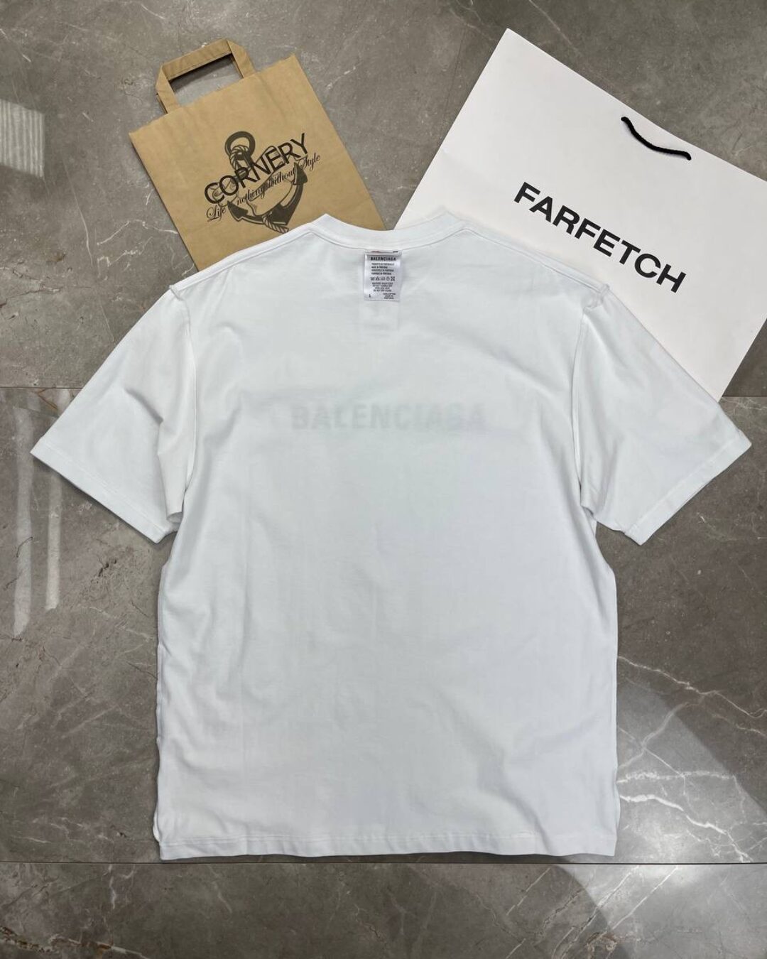 Футболка Balenciaga
