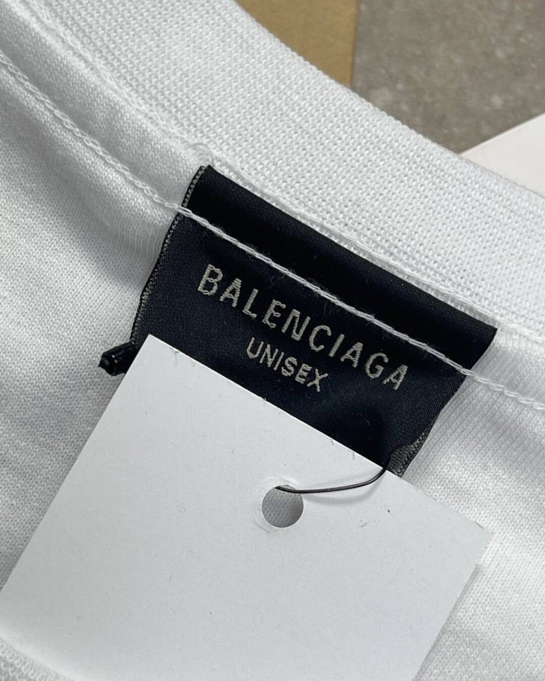 Футболка Balenciaga