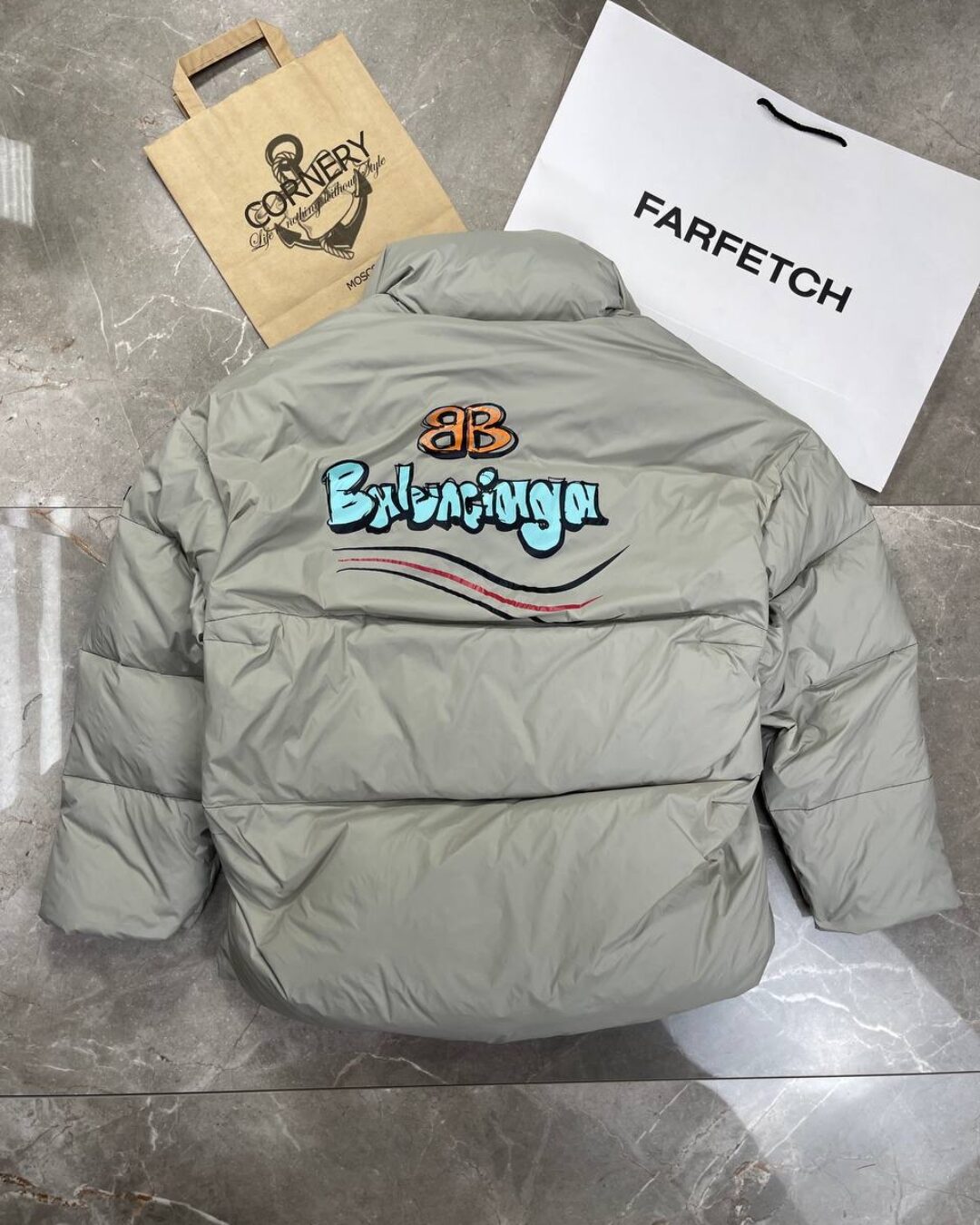 Пуховик Balenciaga