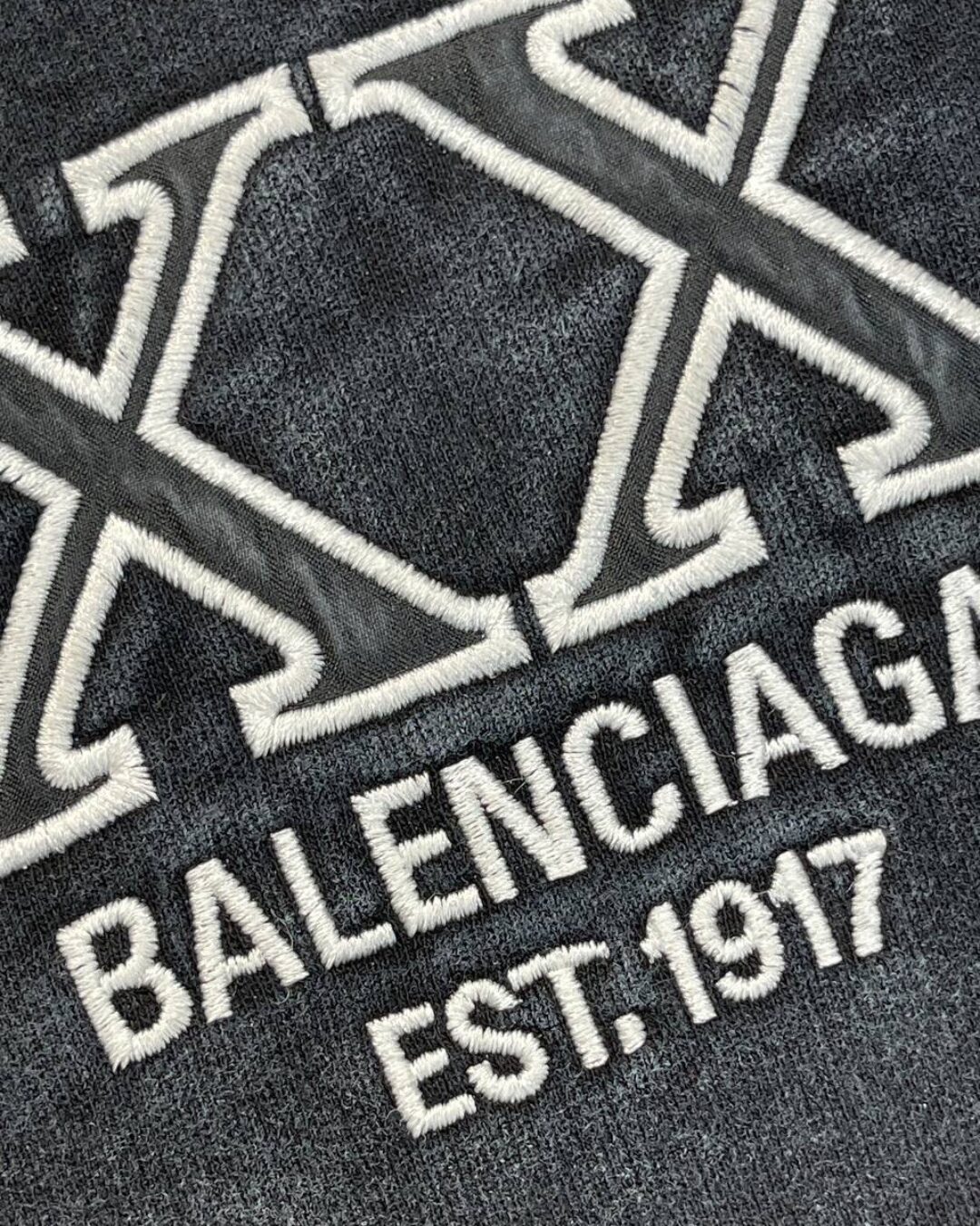 Худи Balenciaga