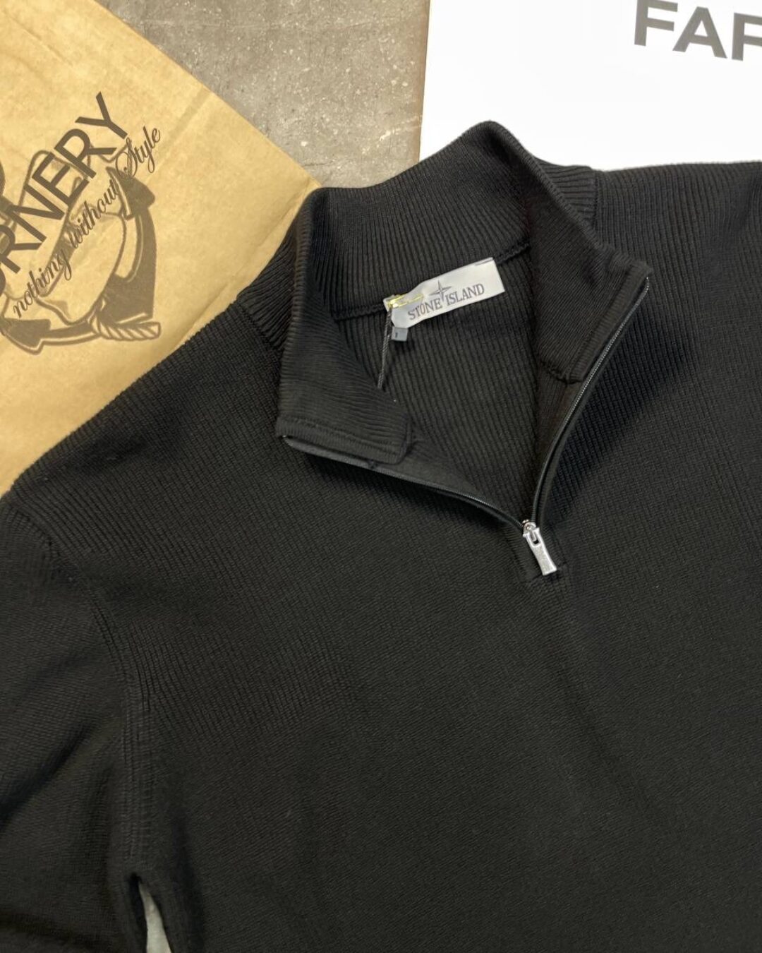 Свитер Stone Island
