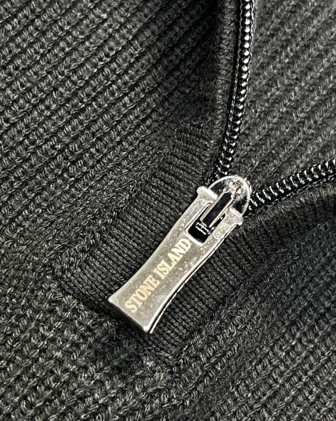 Свитер Stone Island