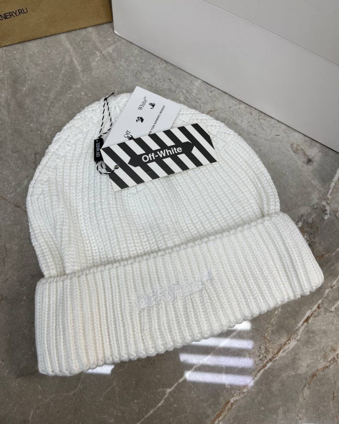 Шапка Off White