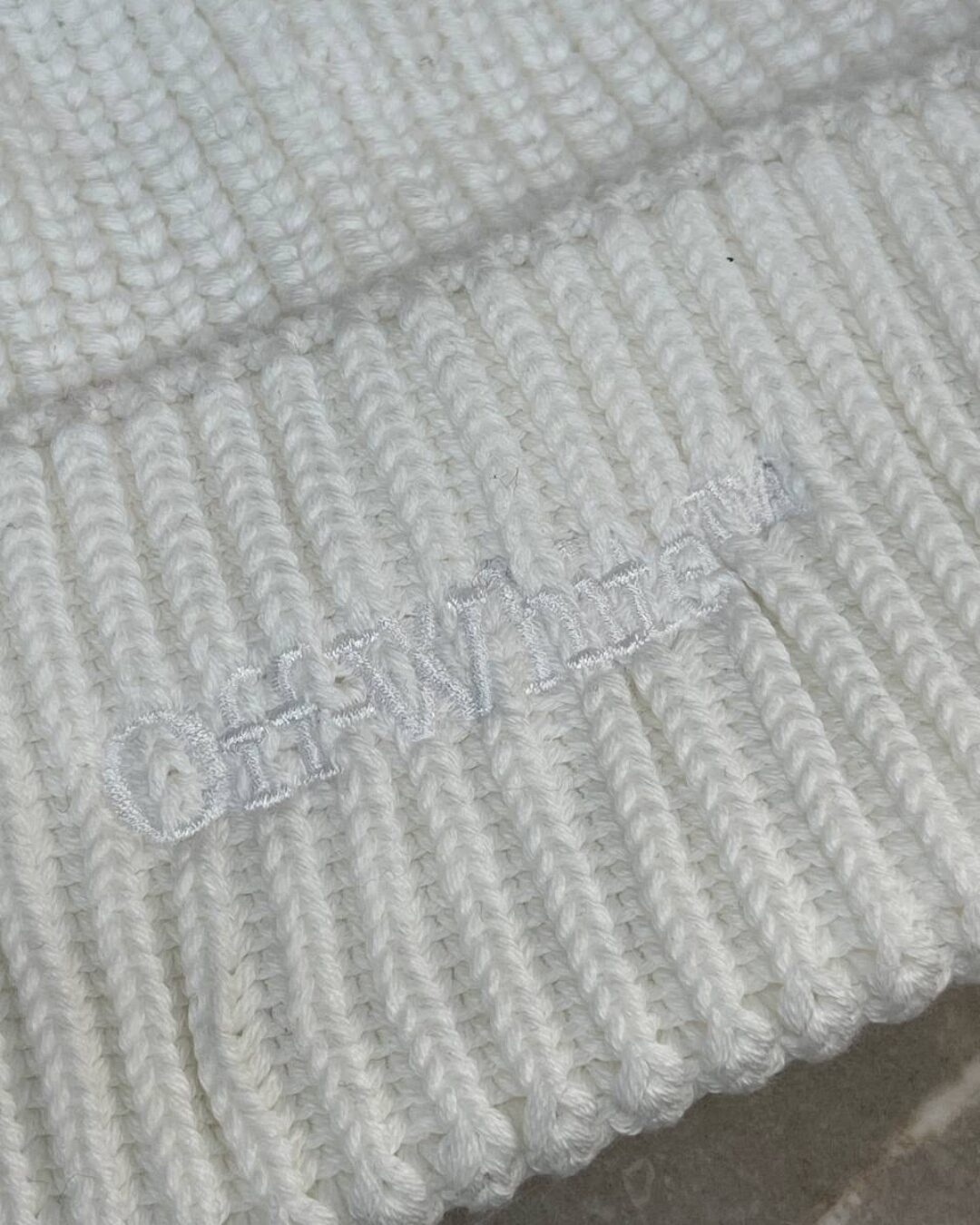 Шапка Off White